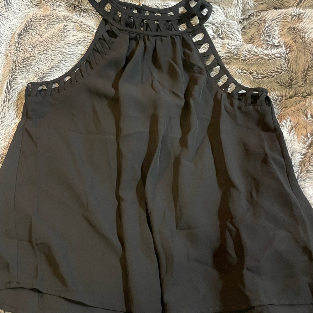 Chic Black Sleeveless Top